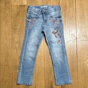Sonoma Girl’s size 5 Blue Embroidered Jeans